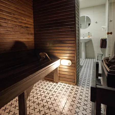 Hotel Wesenbergh 3*
