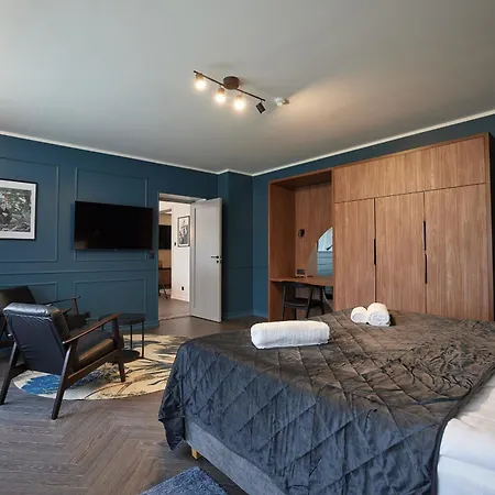Hotel Wesenbergh 3*