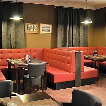 文森贝格赫酒店 3* 拉克韦雷