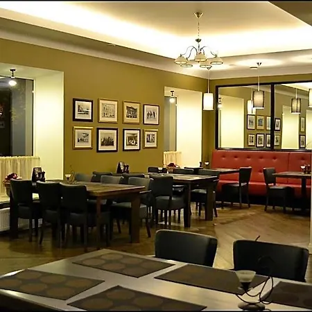 文森贝格赫酒店 3*