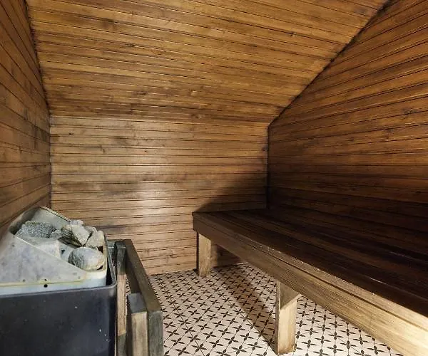 Wesenbergh Отель